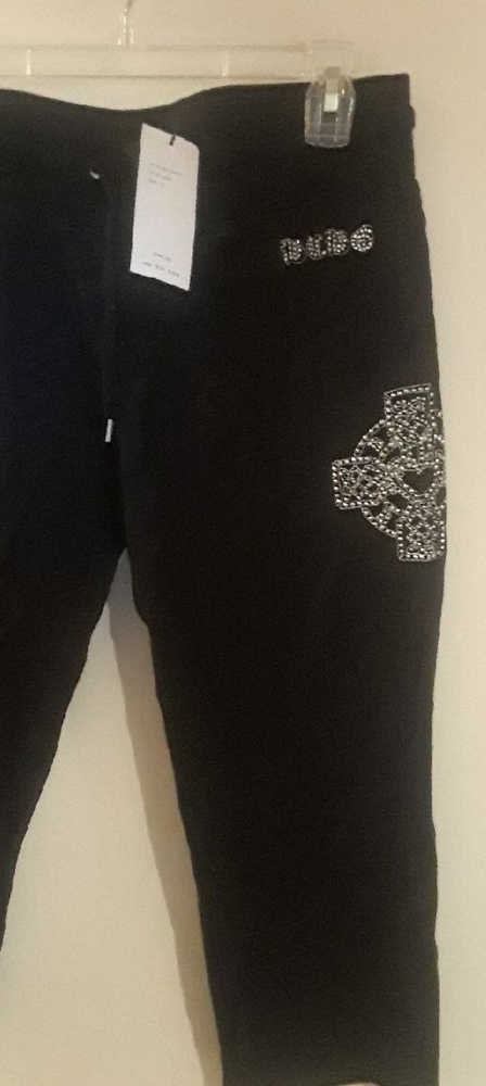 NEW w/ Tag Black BCBG Capri Pants